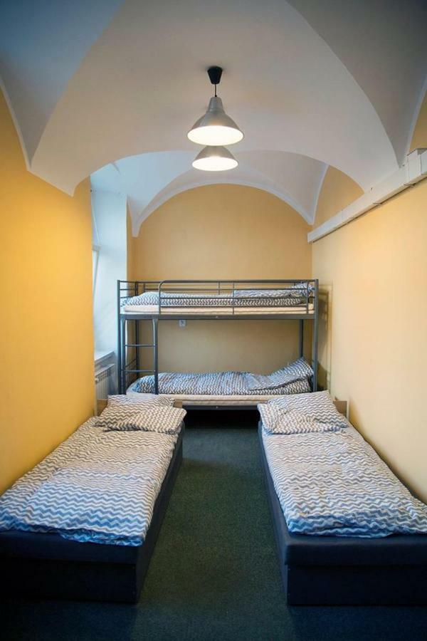 Hostel Staromiejski Гниежно Екстериор снимка